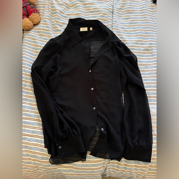Sheer Aritzia blouse - Picture 1 of 2